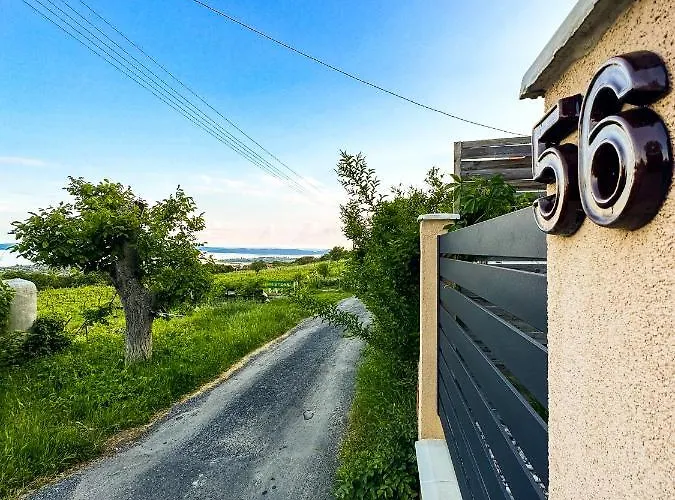 Panorama *